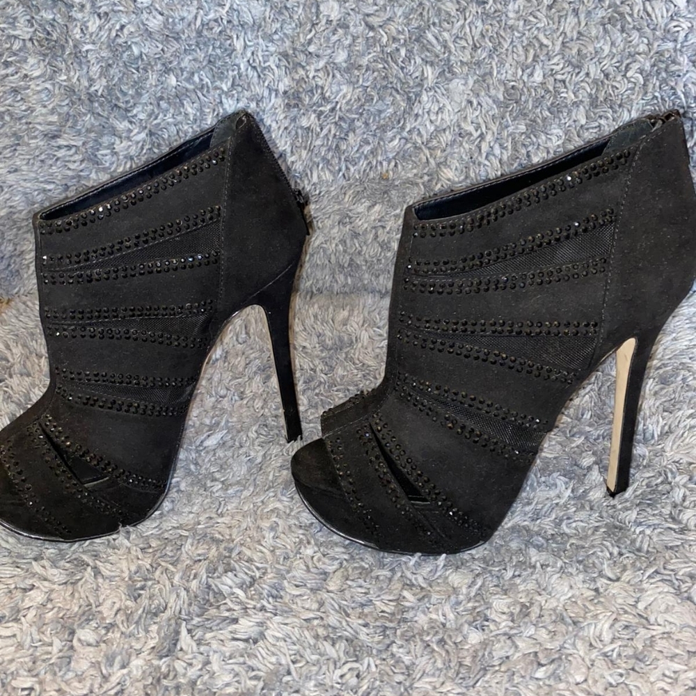 🖤 Heels 💎 - Picture 3 of 4